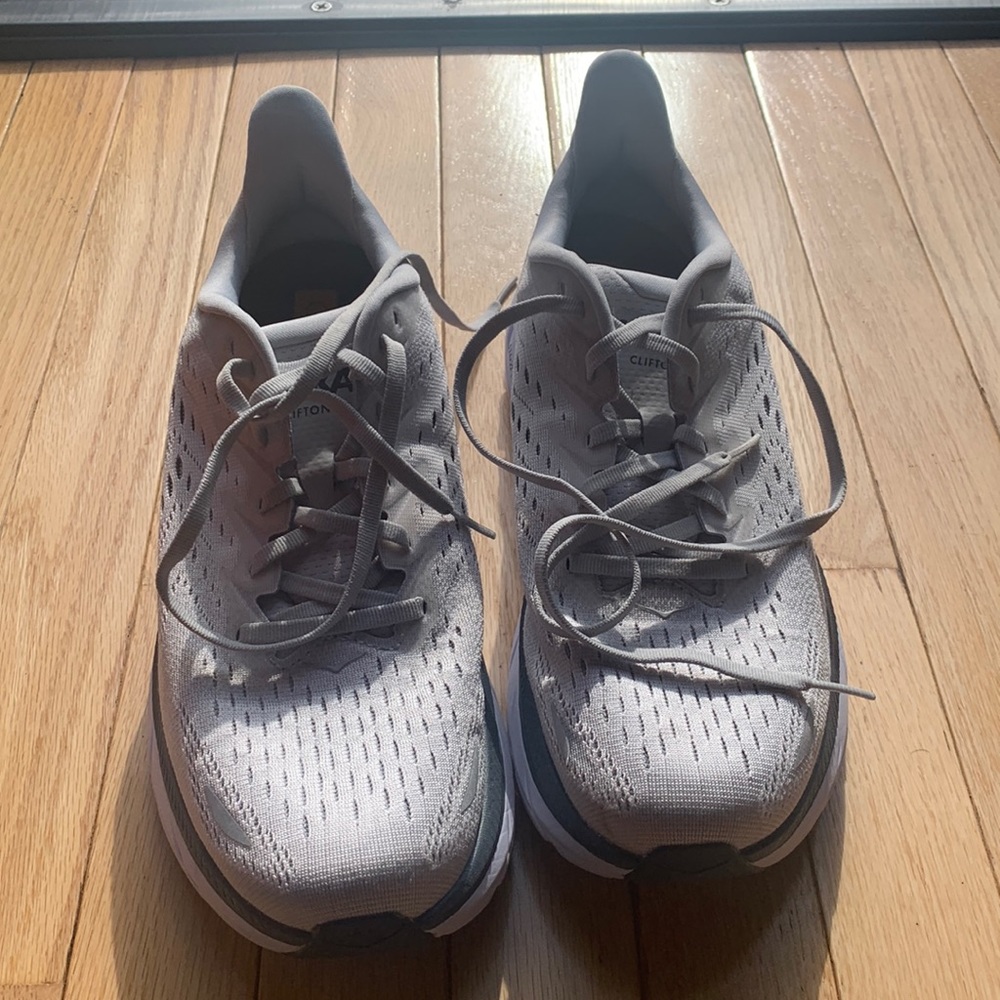 Hoka Clifton 8